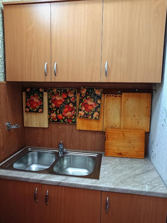 Petrovskaya Pristan 2 Hotel โชลปอน-อาตา ภายนอก รูปภาพ