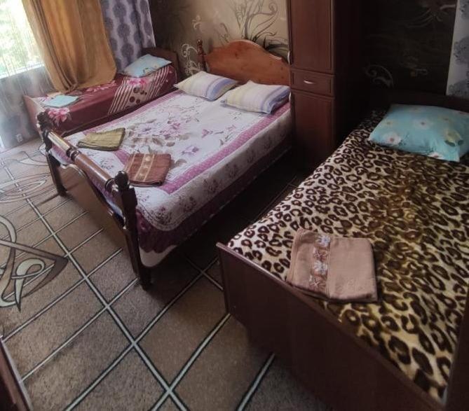 Petrovskaya Pristan 2 Hotel โชลปอน-อาตา ภายนอก รูปภาพ